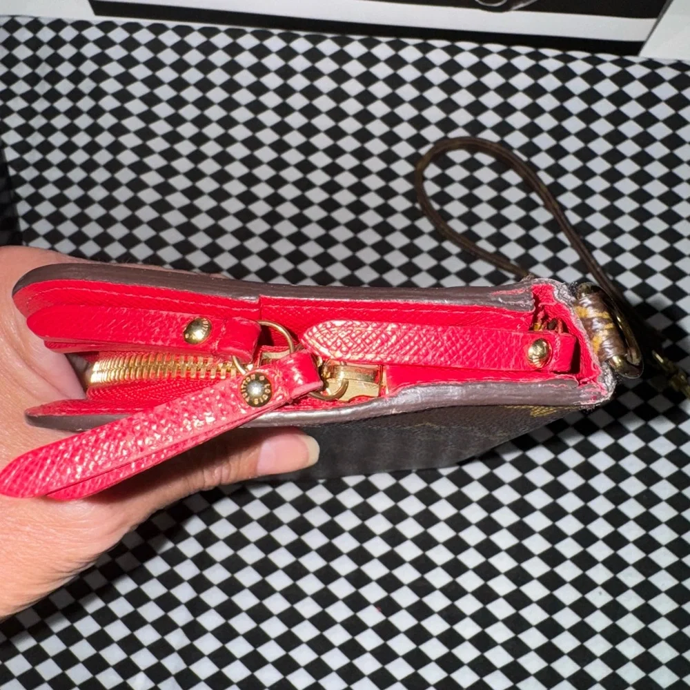 Louis Vuitton Clutch Voyages Wallet Set - Picture 5 of 15